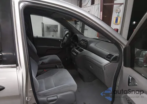 2008 Honda Odyssey Lx from USA, damaged, VIN 5FNRL38248B089462